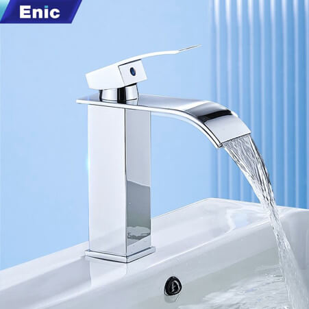 Chế độ chảy thác nước độc đáo trên vòi rửa Enic