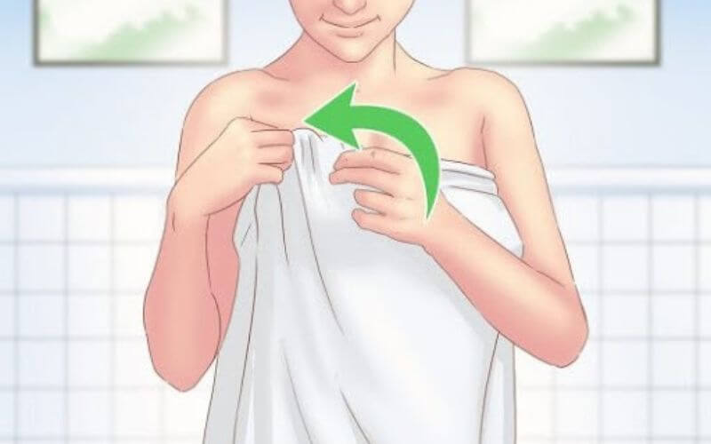 Cách quấn khăn tắm chống bung ra ngoài