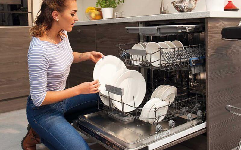 Lựa chọn kích thước máy rửa bát phù hợp với thiết kế không gian bếp