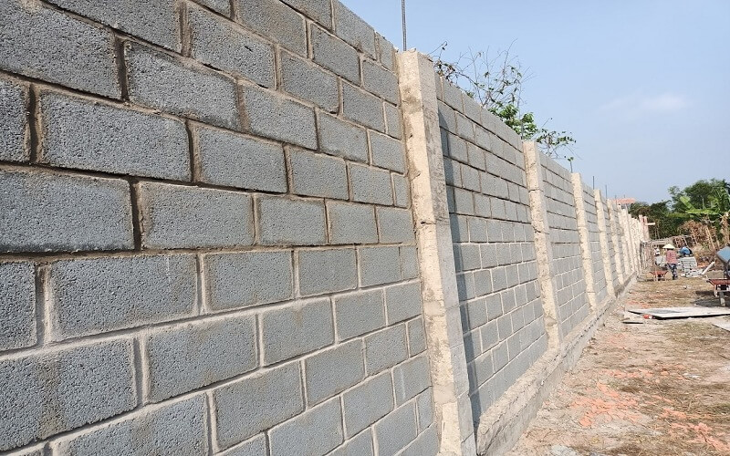 Tùy từng loại tường rào mà đơn giá xây dựng khác nhauTùy từng loại tường rào mà đơn giá xây dựng khác nhau