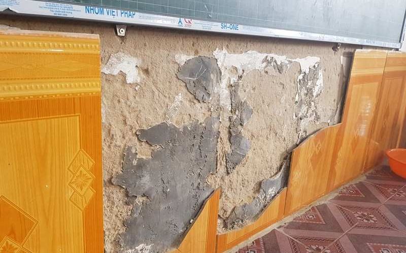 Tại sao gạch ốp tường lại bị rơi