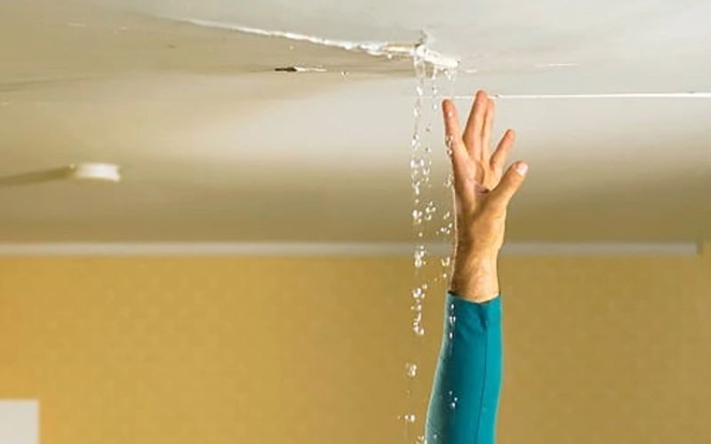 Những vị trí dễ bị thấm và ẩm trong nhà vệ sinh