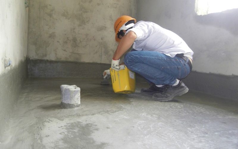 Bề mặt thi công ảnh hưởng đến thời gian khô của gạch