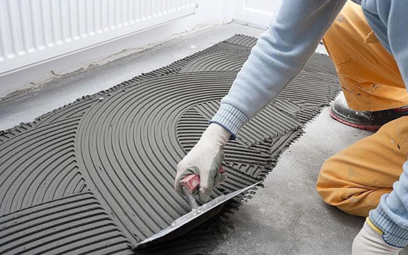 Keo dán gạch ảnh hưởng đến độ khô của gạch
