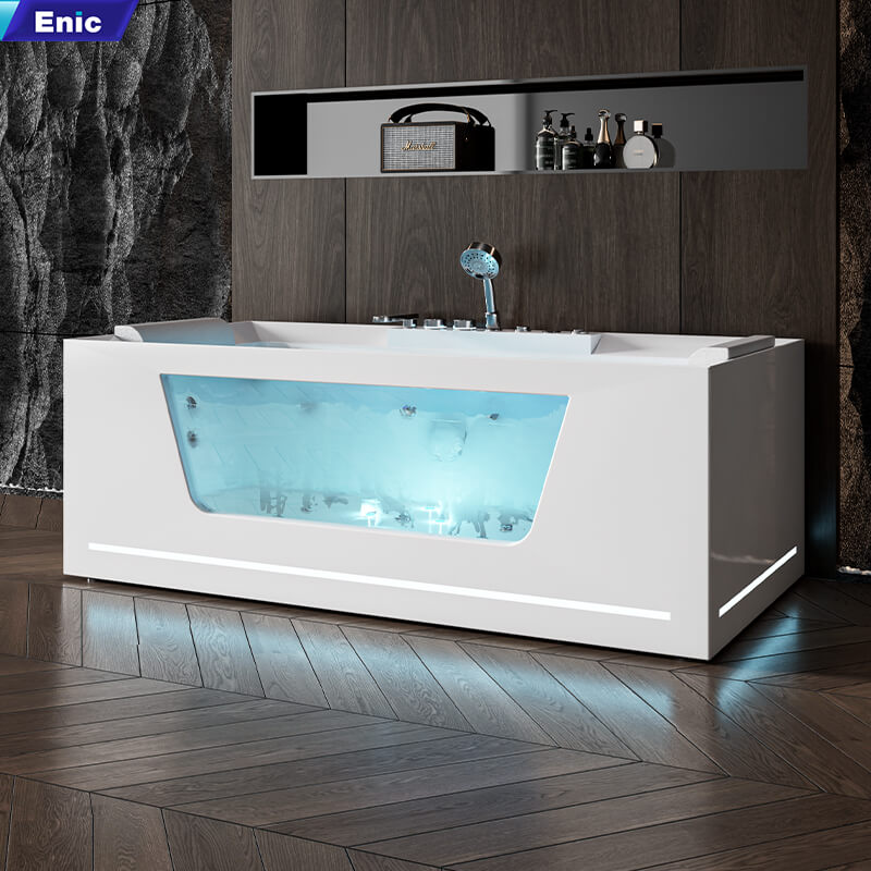 Bồn tắm Enic áp dụng nhiều tính năng tiện lợi và an toàn