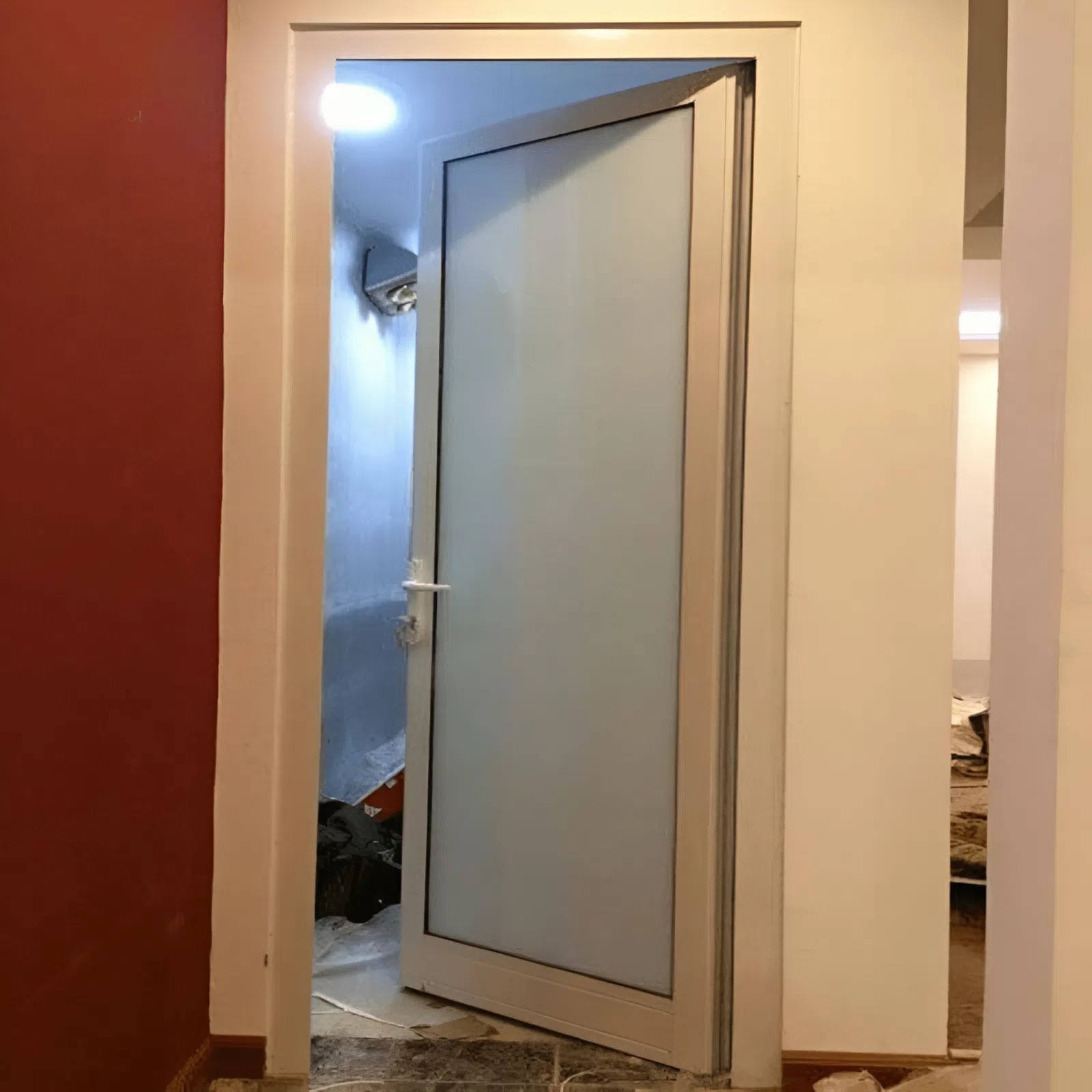 Kích thước của cửa nhà vệ sinh phòng trọ