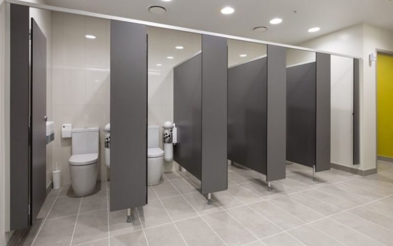 Toilet công cộng tối giản