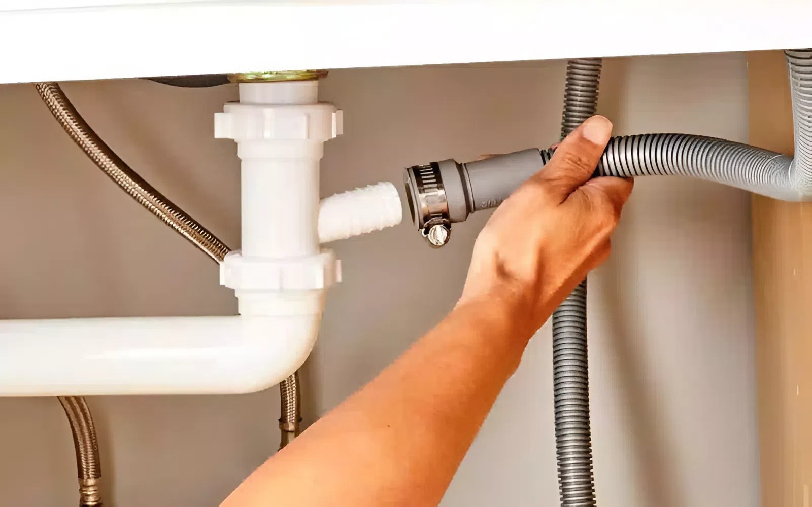 Cách đo đường kính ống thoát nước chậu rửa bát