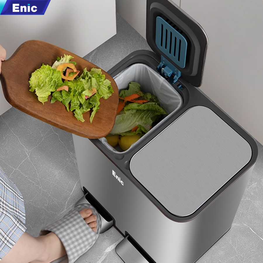 Thùng rác đạp chân là gì?