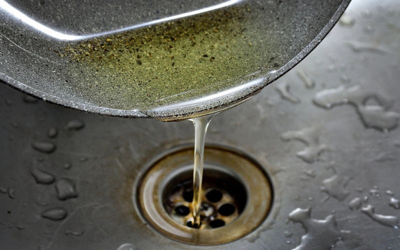 Trào ngược do mảng bám của dầu mỡ