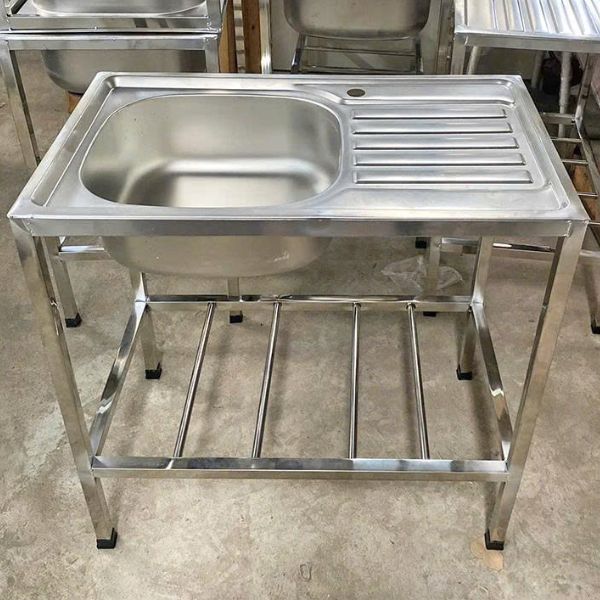 Có nên mua bồn rửa chén thanh lý không?