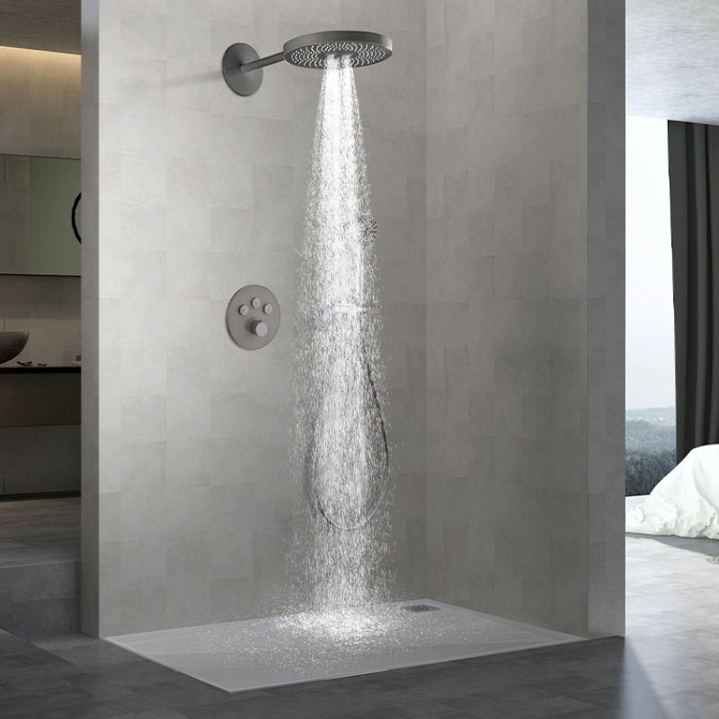 Có nên dùng sen tắm âm tường hay không?