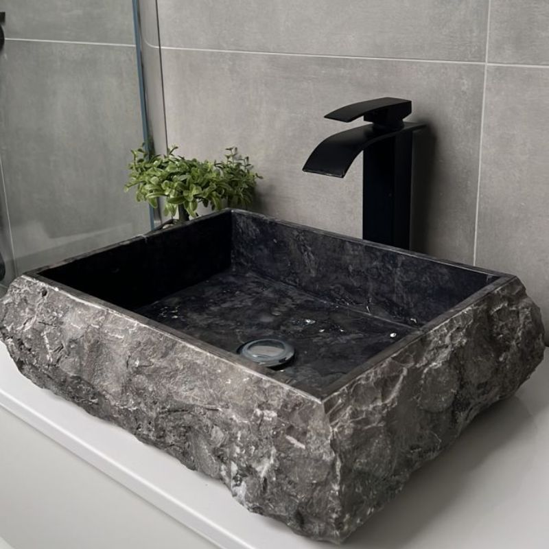 Lavabo đá đen nguyên khối chữ nhật