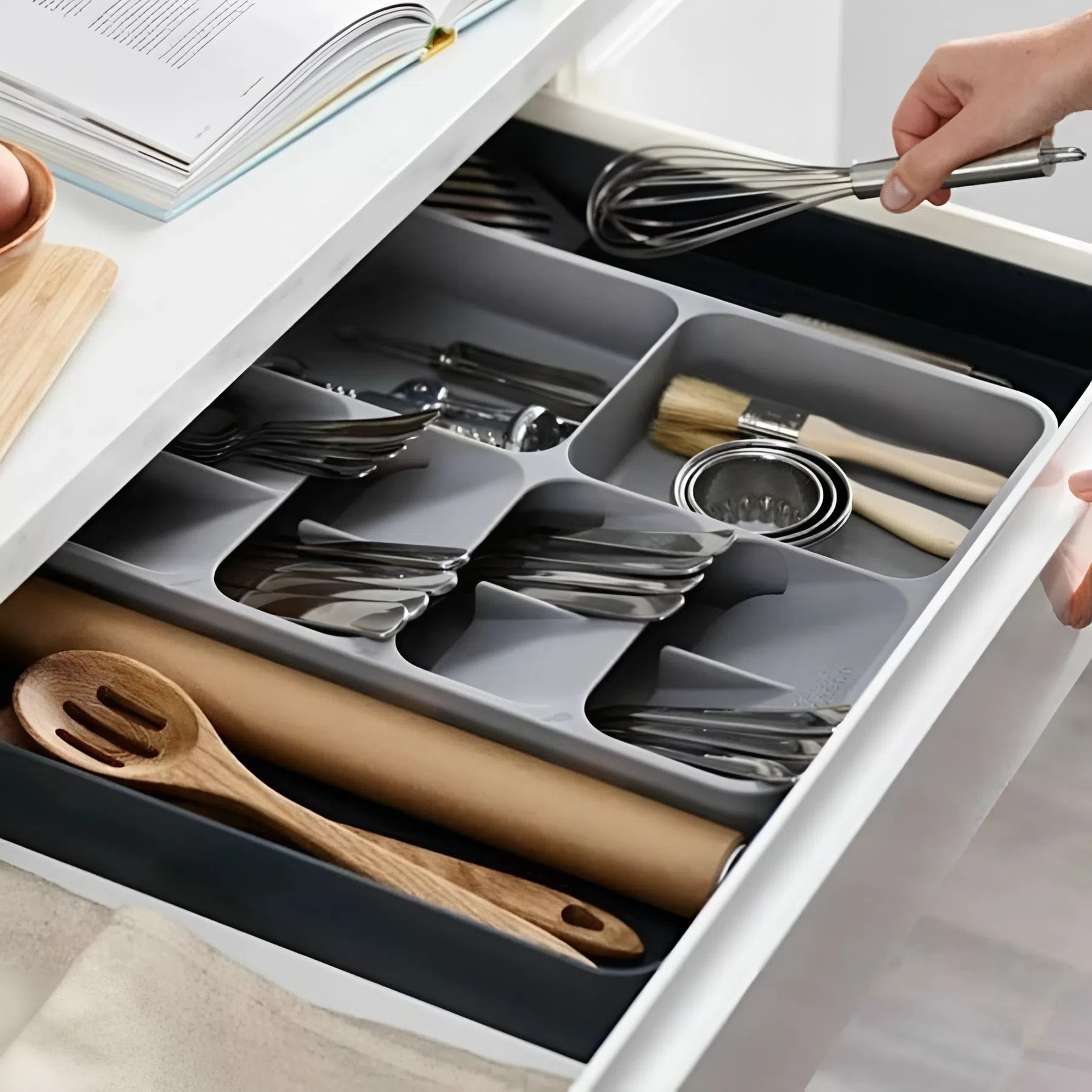 Khay đựng dụng cụ nhà bếp 